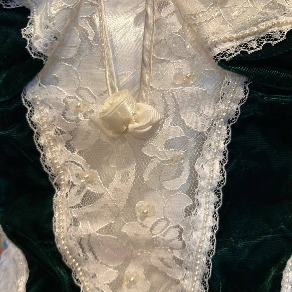 Vintage Green Velvet White Lace Body Suit Womens Sz Medium Goth Romance Coquette - Picture 7 of 16